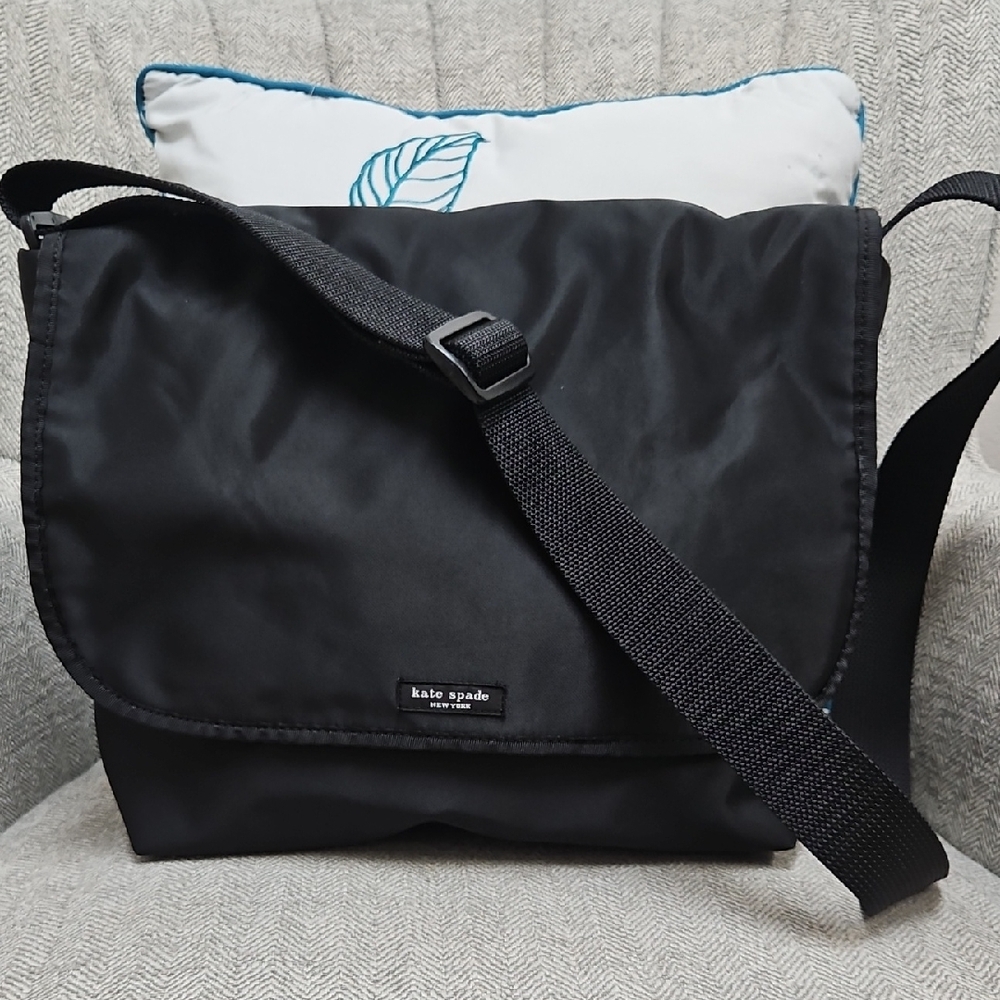 Kate Spade Classic Black Messenger Bag